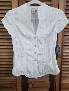 NWT Jackie Jon New York White Textured Top Embellished Buttons Size 4 Chic